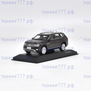 Моделька автомобиля, масштаб 1:43