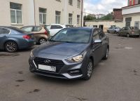Прокат Hyundai Solaris 2018 г. серого цвета в Москве