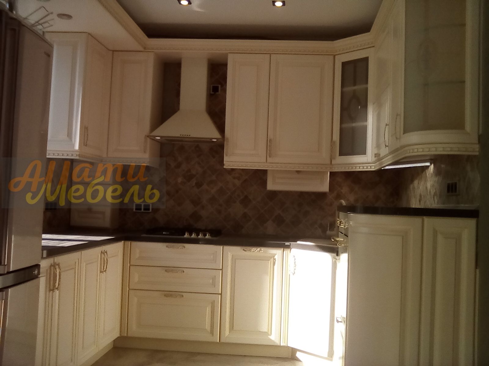 Кухонный гарнитур