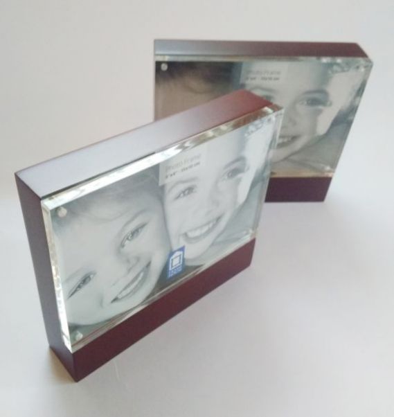 Деревянная фоторамка Optical