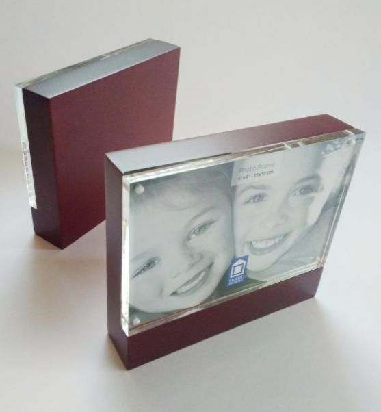 Деревянная фоторамка Optical