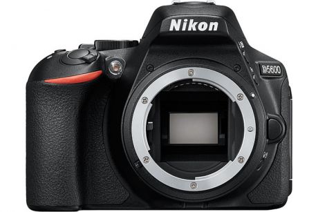 Зеркальный фотоаппарат Nikon D5600 Body