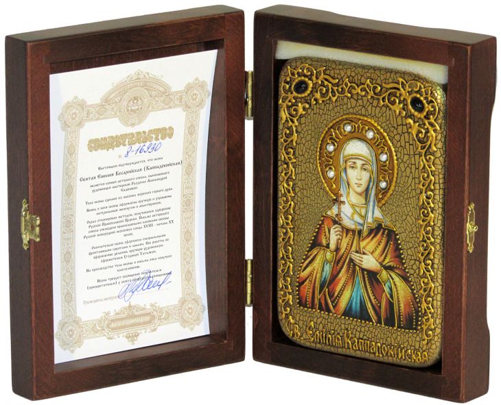 Настольная икона "Святая Емилия Кесарийская (Каппадокийская)" на мореном дубе