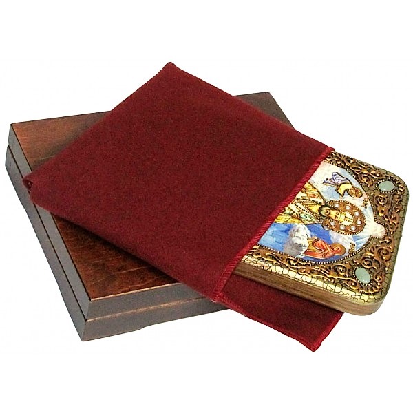 Инкрустированная настольная икона Святитель Тихон Задонский (15*20 см, Россия) на натуральном мореном дубе, в подарочной коробке