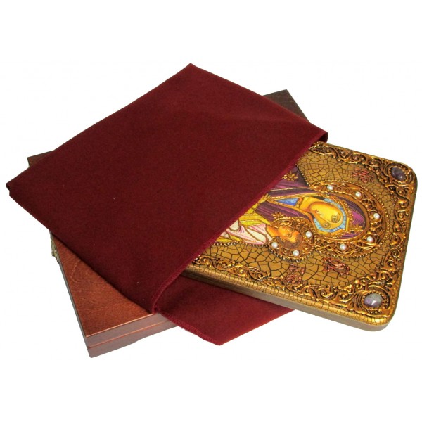 Инкрустированная рукописная икона Божией Матери Скоропослушница (21*29 см, Россия) на натуральном мореном дубе, в подарочной коробке Инкрустированная рукописная икона Божией Матери Скоропослушница (21*29 см, Россия) на натуральном мореном дубе, в подарочной коробке