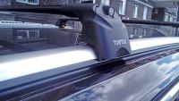 Багажник на крышу Volkswagen Touareg 3 2018-..., Turtle Air 2, аэродинамические дуги на интегрированные рейлинги (черный цвет)