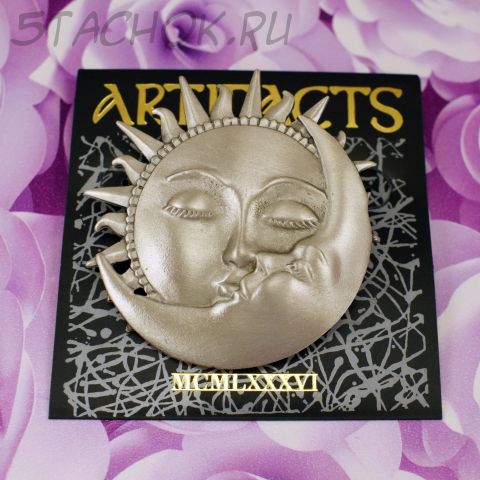 Брошь "Поцелуй небесных светил" (JJ США)