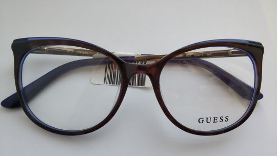 GUESS GU2640