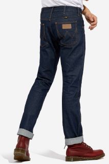 Wrangler (Slim Fit) Rigid