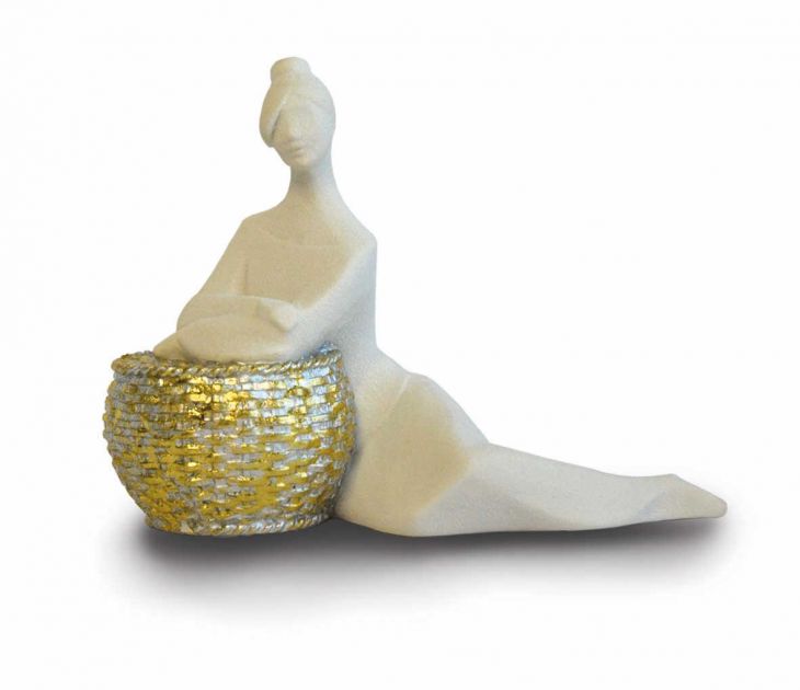Коллекционная статуэтка из испанской коллекции - Eleanor (gold-silver)Елеонора (золото-серебро) Коллекционная статуэтка из испанской коллекции - Eleanor (gold-silver)Елеонора (золото-серебро)
