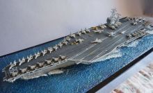 Сборная модель авианосца Карл Вилсон CVN-70 США Нимиц класса 1:700