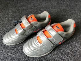 Бутсы детские для зала и газона Predator Silver 5