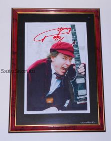 Автограф: Ангус Янг. AC/DC