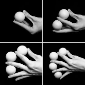 Умножающиеся шары (белые) - Multiplying Balls (для левой руки)