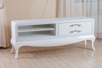 Тумба под телевизор белый глянец