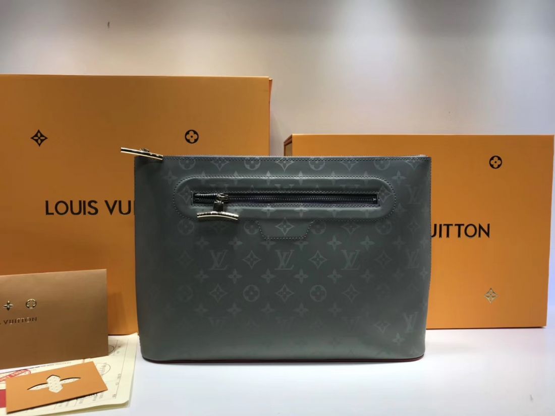 Папка Louis Vuitton Pochette Cosmos