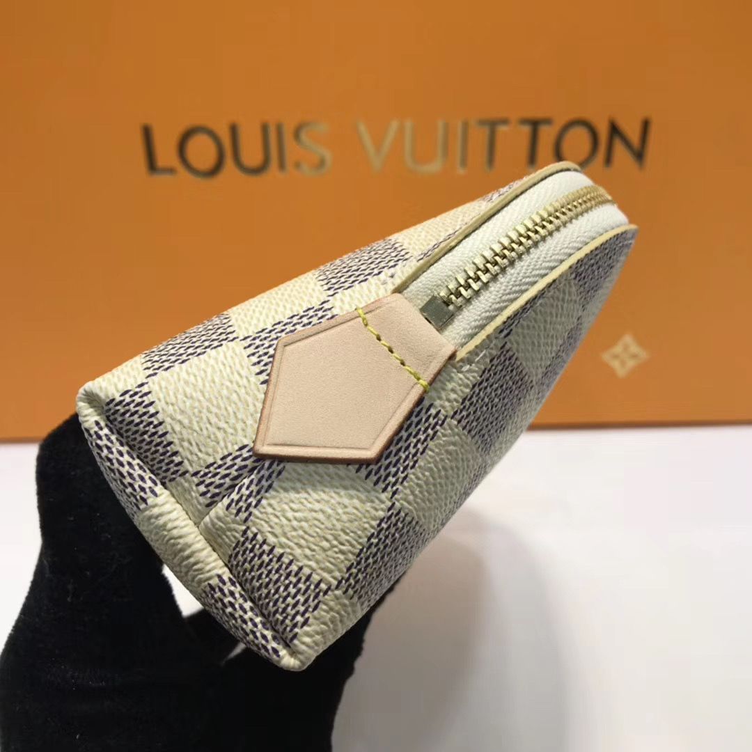 Косметичка Louis Vuitton