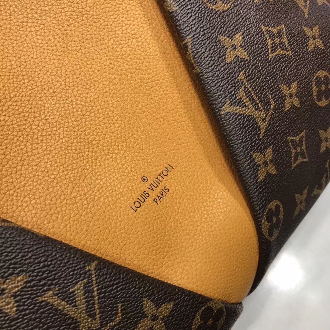 Сумка Тоут LV Tote V