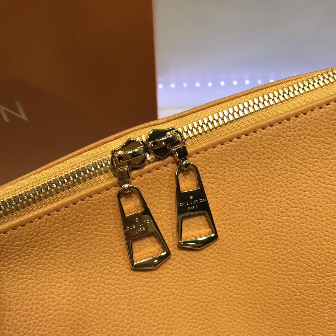 Сумка Тоут LV Tote V