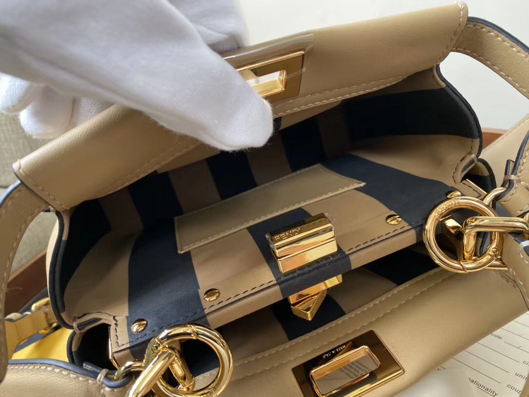 Fendi Peek-a-boo 23 cm