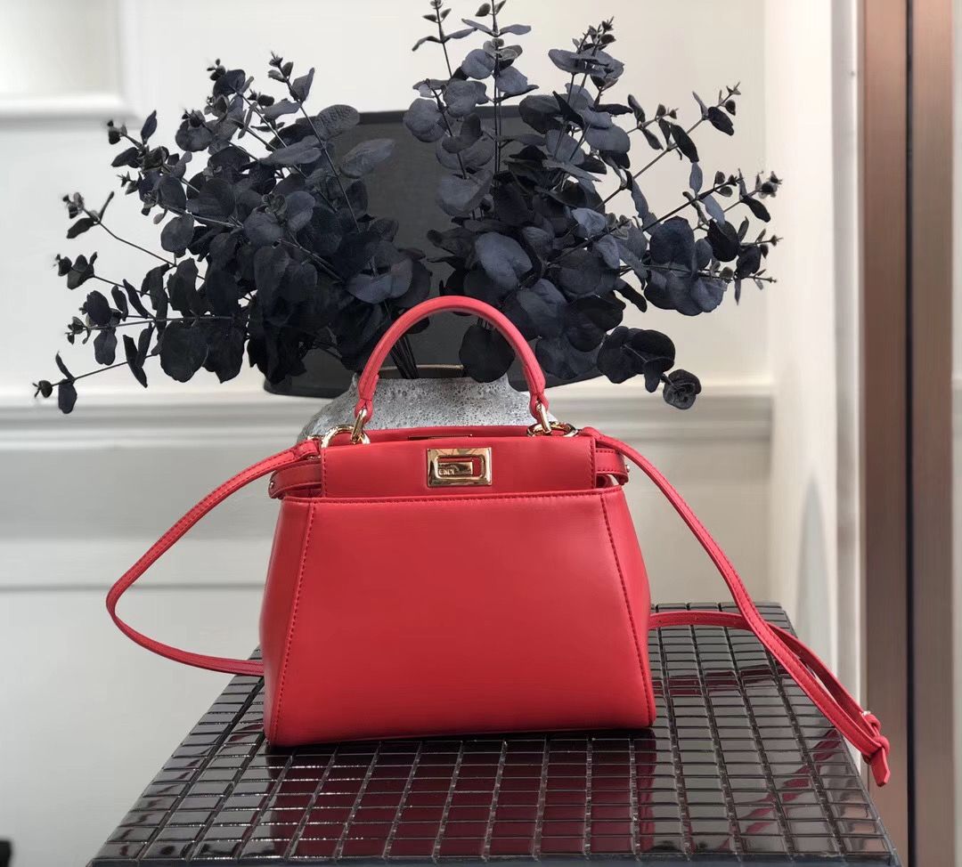 Fendi Peek-a-boo Mini 23 cm