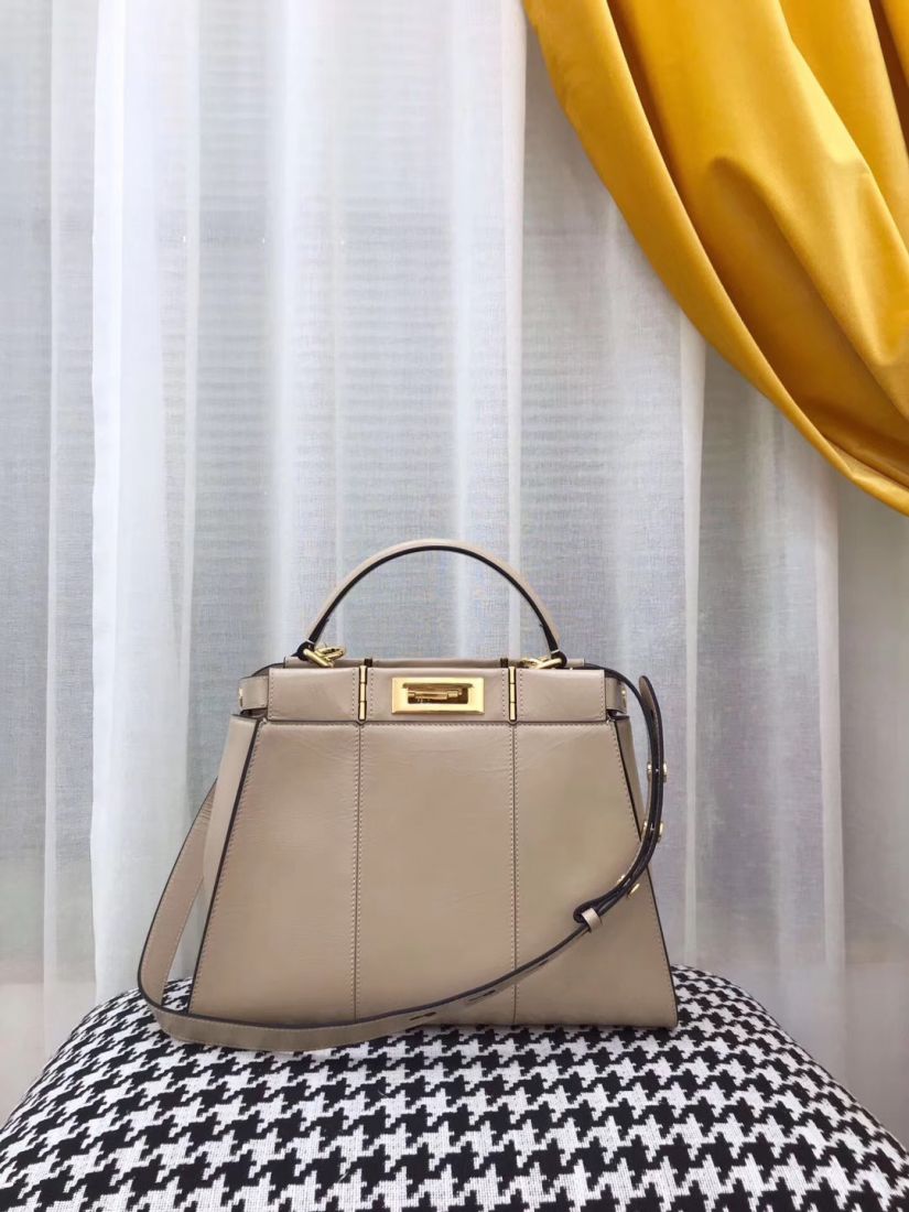 Сумка FENDI Peek-a-boo 33 cm