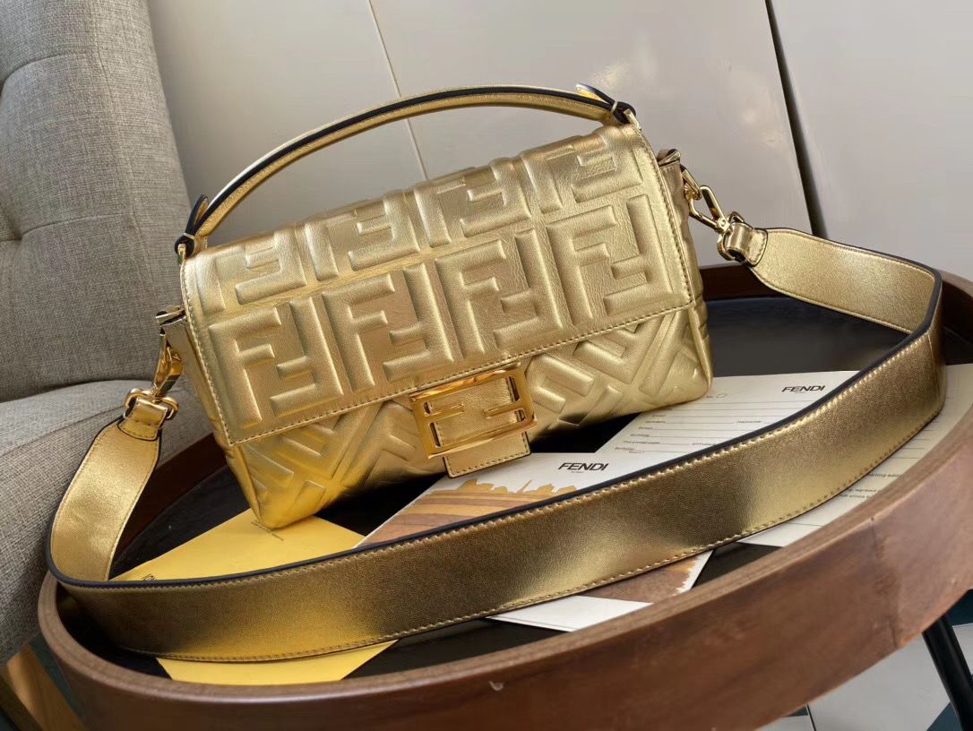 FENDI BAGUETTE 26 cm