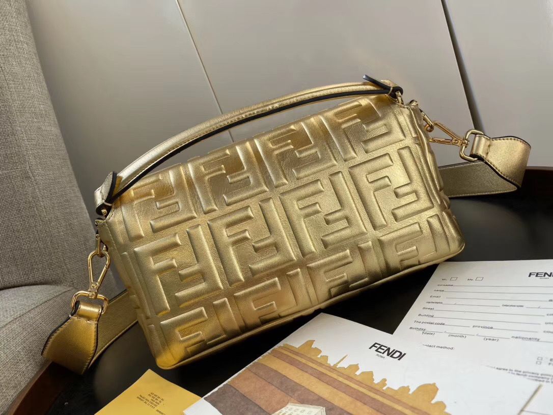 FENDI BAGUETTE 26 cm