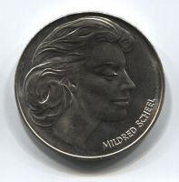 Медаль 1979 года Германия Милдред Шеель