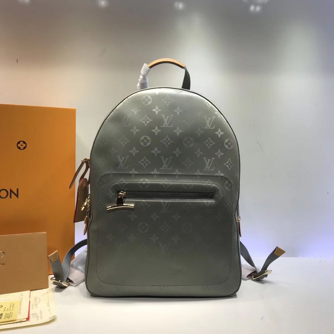 Рюкзак Louis Vuitton Monogram Titanium