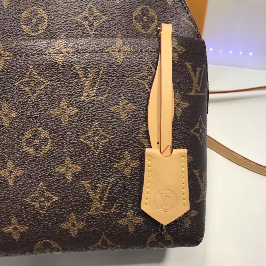 Рюкзак Louis Vuitton Alma Nicolas Ghesquiere