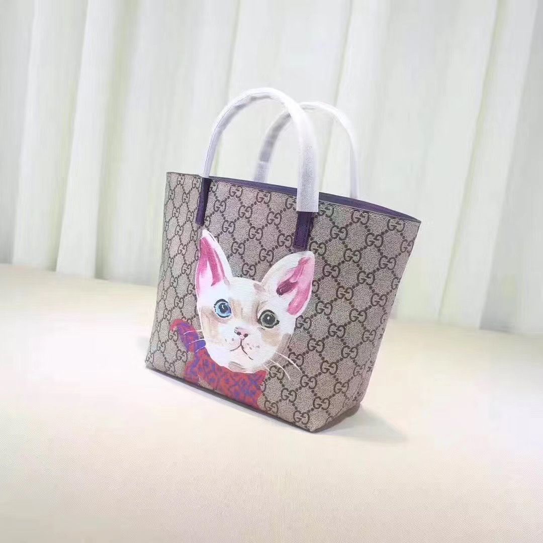 Gucci 21 x 20 x 10 cm