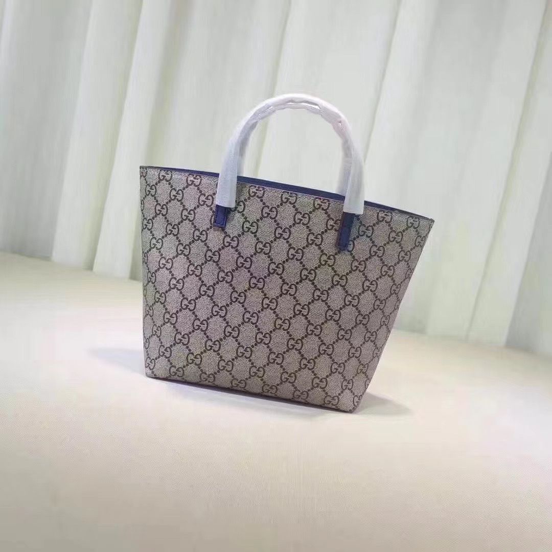 Gucci 21 x 20 x 10 cm