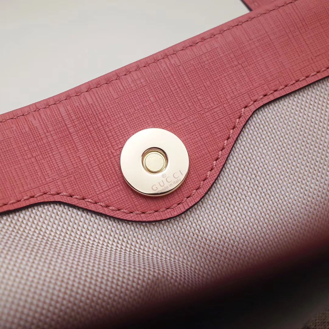 Gucci 21 x 20 x 10 cm