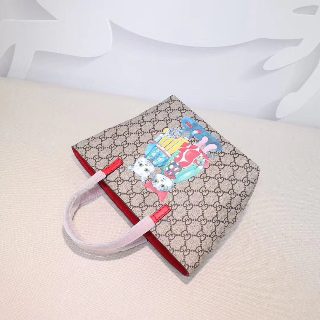 Gucci 21 x 20 x 10 cm