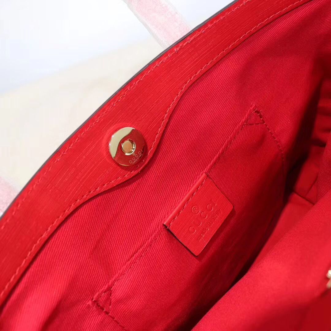 Gucci 21 x 20 x 10 cm