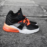 Nike  Air Force 270 Safari