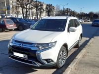 Багажник на крышу Mitsubishi Outlander 3, Turtle Air 2, аэродинамические дуги на интегрированные рейлинги (черный цвет)