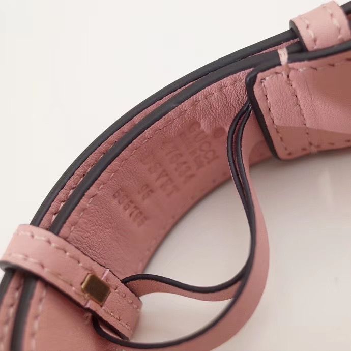 Поясная сумка Gucci Marmont GG