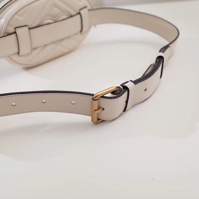 Поясная сумка Gucci Marmont GG