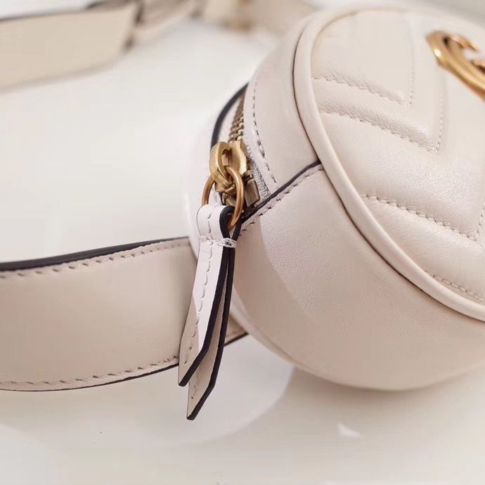 Поясная сумка Gucci Marmont GG