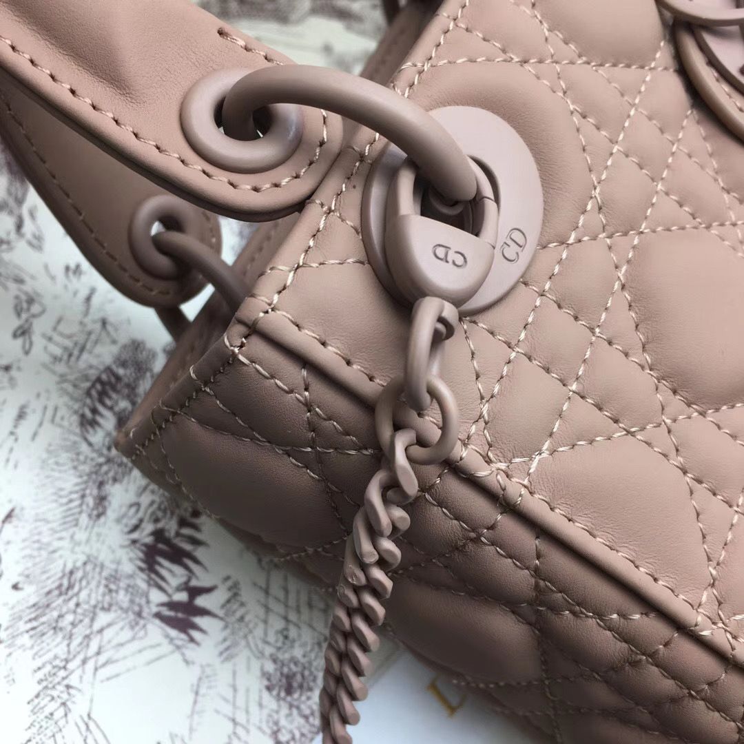 Lady Dior Mini 17 cm