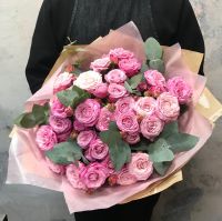 Букет из пионовидных роз Леди