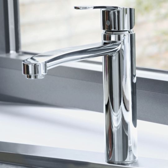 Смеситель Grohe Eurostyle Cosmopolitan для кухни 31159002 ФОТО