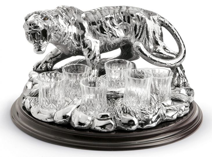 Комплект для водки "Тигр" (Италия, 21 см)