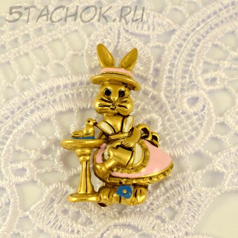 Винтаж: Брошь "Кроличка-садовод" (Danecraft США)