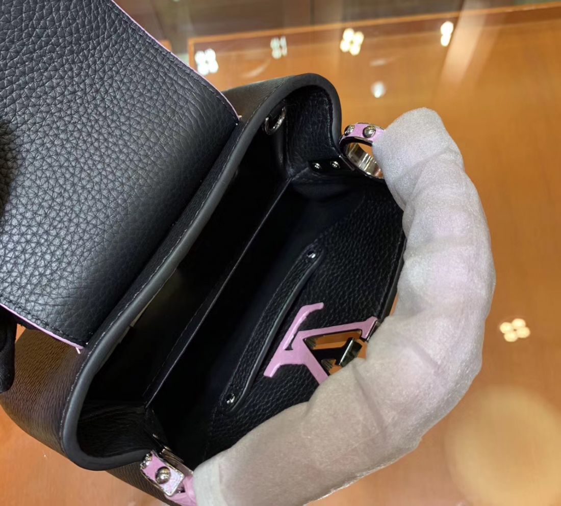 Louis Vuitton Cappucines Mini