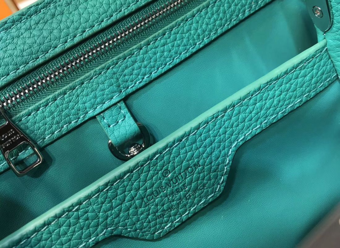 Louis Vuitton Cappucines 27 cm