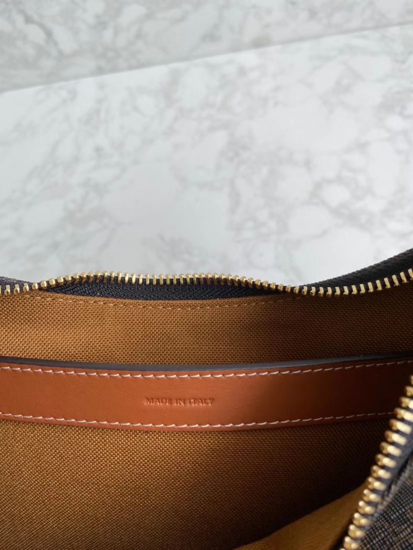 Сумка CELINE TRIOMPHE AVA CANVAS