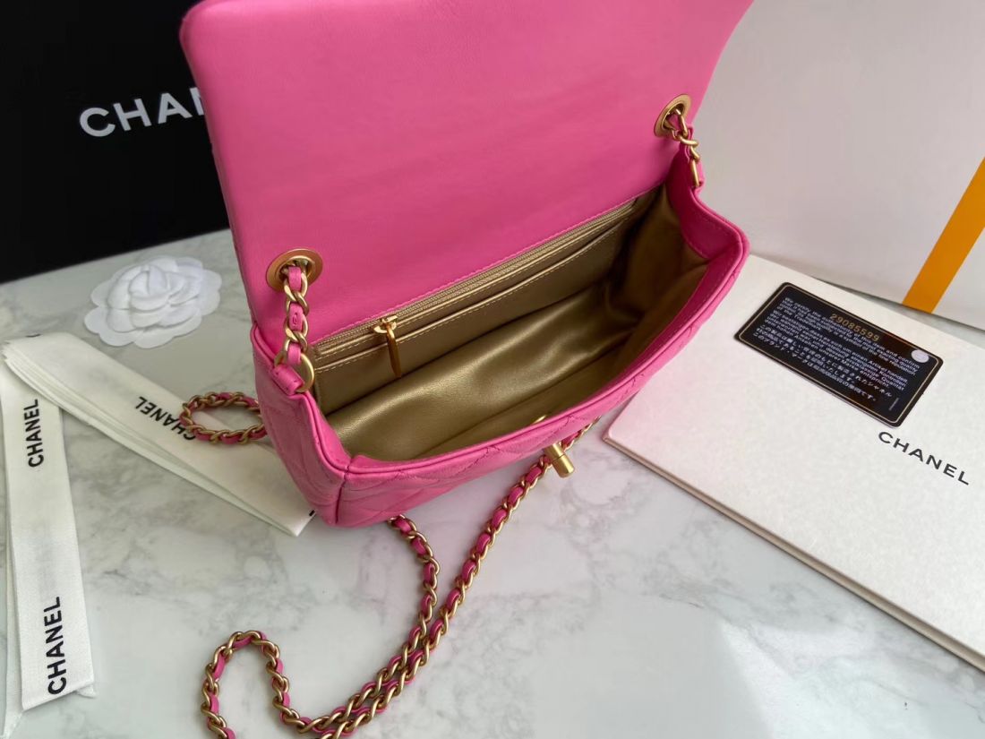CHANEL Shoulder Flap Bag 20 cm